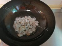 美味的豆腐虾仁做法图解3)