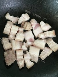 绝色红曲焖红烧肉做法图解2)