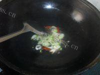 诱人的辣炒花蛤做法图解3)