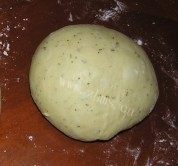 自制咕咕霍夫面包做法图解1)
