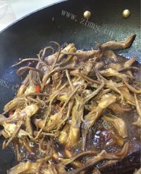 诱人的卤鸭舌做法图解6)