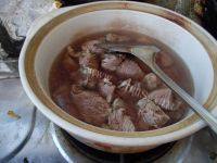 家常菜番茄炖牛腩做法图解3)