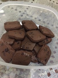 香脆的巧克力饼干做法图解14)