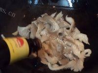青椒炒蘑菇的做法图解六