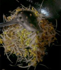 家常菜炒黑豆芽做法图解4)