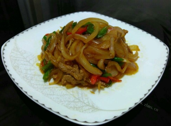 脆嫩可口的洋葱炒肉