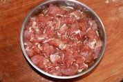 猪肉炒土豆丝做法图解1)