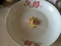 家常菜腊肉炒芥兰做法图解2)