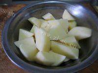 下饭的土豆烧牛肉做法图解4)