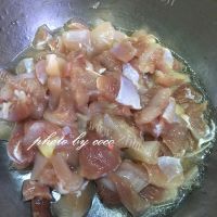 美味的鸡蓉蘑菇粟米忌廉汤做法图解1)