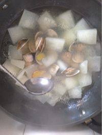鲜香的蛤蜊冬瓜汤
