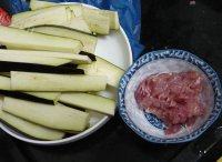 「家有大厨」肉末茄子做法图解1)