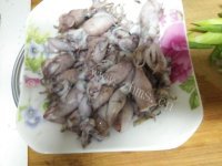 好吃的酱爆海兔做法图解1)