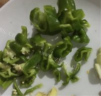 家常菜青椒炒山药做法图解3)