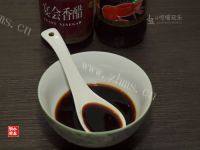 家常菜凉拌茼蒿做法图解5)