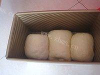 常吃不腻的北海道吐司做法图解11)