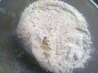 满口生香的苏式鲜肉月饼做法图解4)