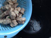 美味的烧排骨做法图解3)