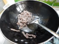 家常菜茭白炒牛肉做法图解12)