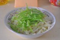 让人怀念的凉拌土豆丝做法图解7)