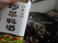 常吃不腻的咖喱牛肉做法图解6)
