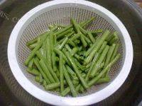 家常菜茄子豆角做法图解1)