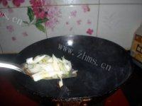 味道不错的清炒藕片做法图解3)
