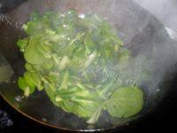 让人怀念的青菜炒香菇做法图解3)