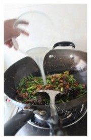 美味的山西过油肉做法图解17)
