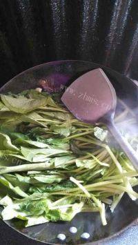家常菜蒜蓉炒菜心