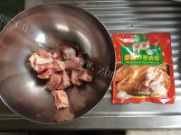 色香味俱全的蒜香排骨做法图解1)