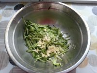 美味的凉拌石花菜做法图解1)