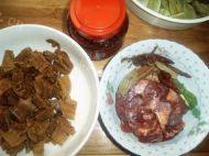 家常菜笋子烧牛肉做法图解1)