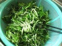 美味的茼蒿粑粑做法图解1)