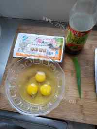 香飘十里的鸡刨豆腐做法图解1)