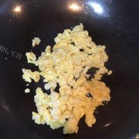 珍馐美味的黄瓜炒鸡蛋的做法图解四