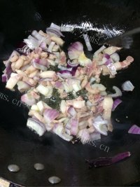 好看的番茄西兰花炒肉做法图解3)