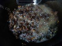 好吃不腻的香辣牛肉酱做法图解6)