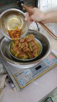 夏日必备酿苦瓜做法图解8)