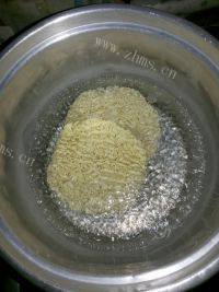 美美厨房之鸡蛋面做法图解2)