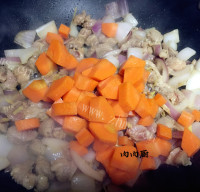 美味佳肴羊肉焖米饭做法图解5)