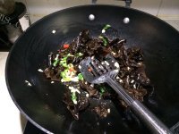 美味的芥末木耳做法图解7)