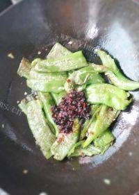 家常菜虎皮椒做法图解3)