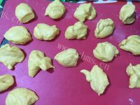 美味的金钱卷面包做法图解8)