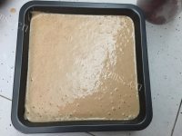 自制草莓巧克力蛋糕做法图解14)