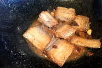 色味俱佳的香煎带鱼做法图解5)