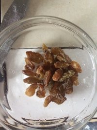 独特的葡萄干面包做法图解4)