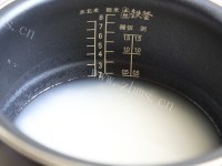 美味的腊肠饭做法图解2)