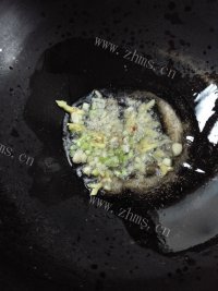 美味的黑豆腐竹炒鲜茹做法图解6)
