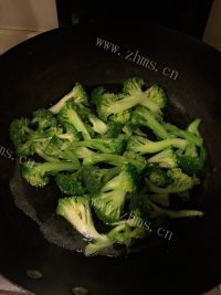 家常菜番茄西兰花做法图解2)